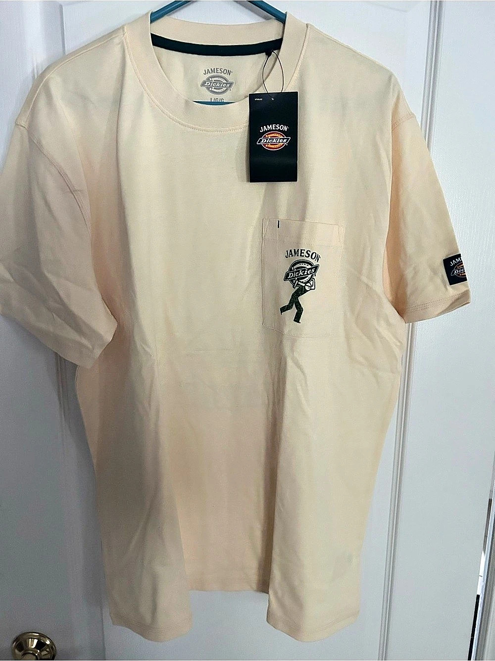 Dickies x Jameson Crafted Together Graphic Pocket T-Shirt Cream Large